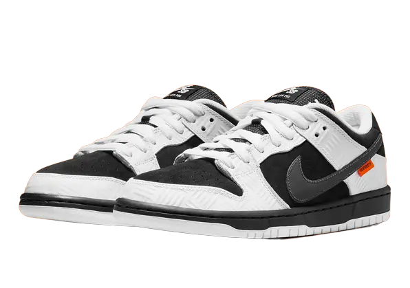 Nike SB Dunk Low TIGHTBOOTH - Image 1