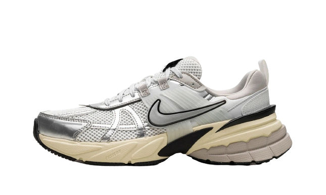 Nike V2K Run Summit White Metallic Silver (W)
