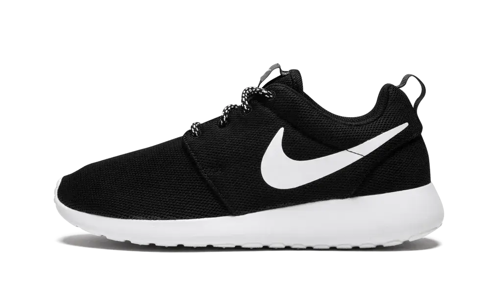 Nike Roshe One Black White (W)