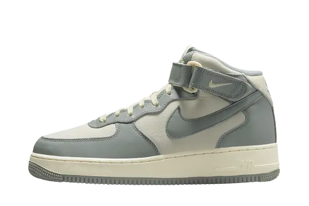 Nike Air Force 1 Mid '07 LX NBHD Mica Green