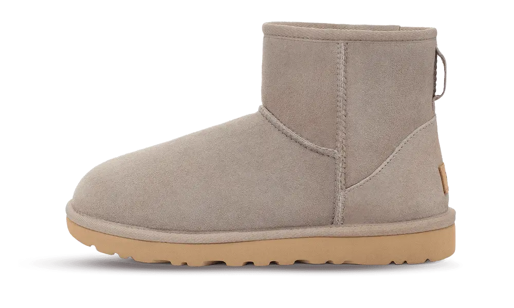 UGG Classic Mini II Boot Caribou (W)