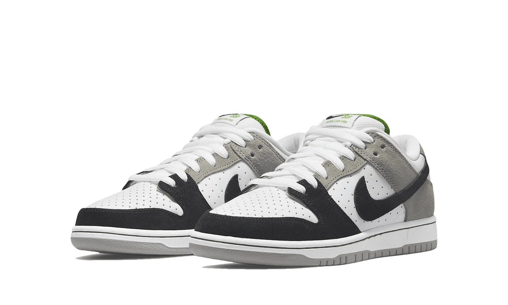 Nike SB Dunk Low Chlorophyll - Image 1