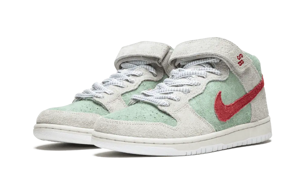 Nike SB Dunk Mid White Widow - Image 1
