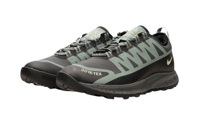 Nike ACG Air Nasu Gore-Tex Clay Green - Image 1