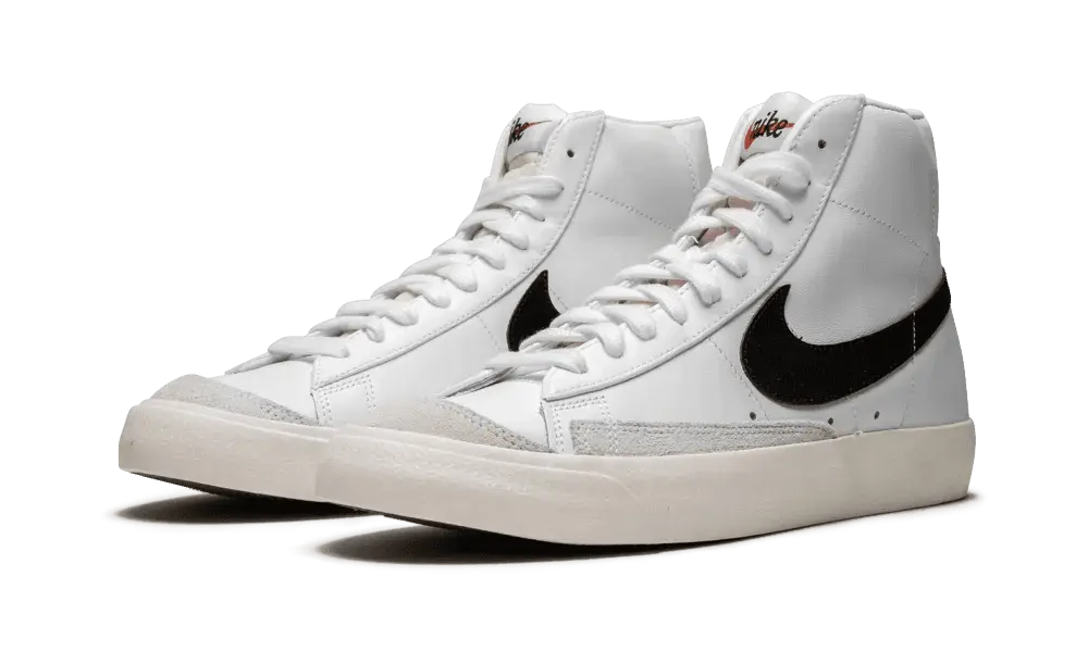 Nike Blazer Mid 77 Vintage White Black - Image 1
