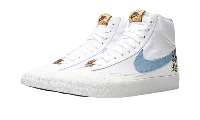 Nike Blazer Mid 77 White Indigo - Image 1
