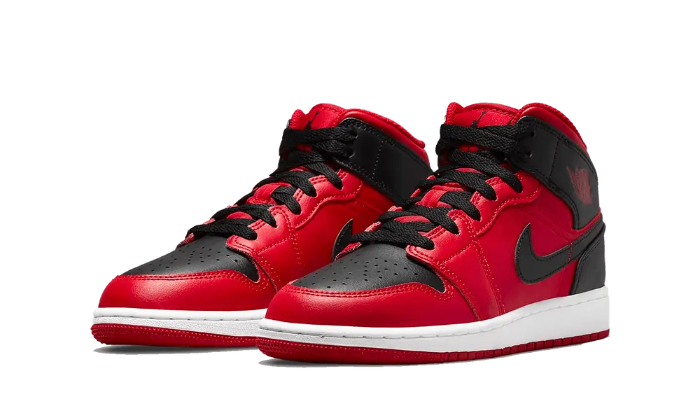 Jordan 1 Mid Reverse Bred (2021) (GS) - Image 1