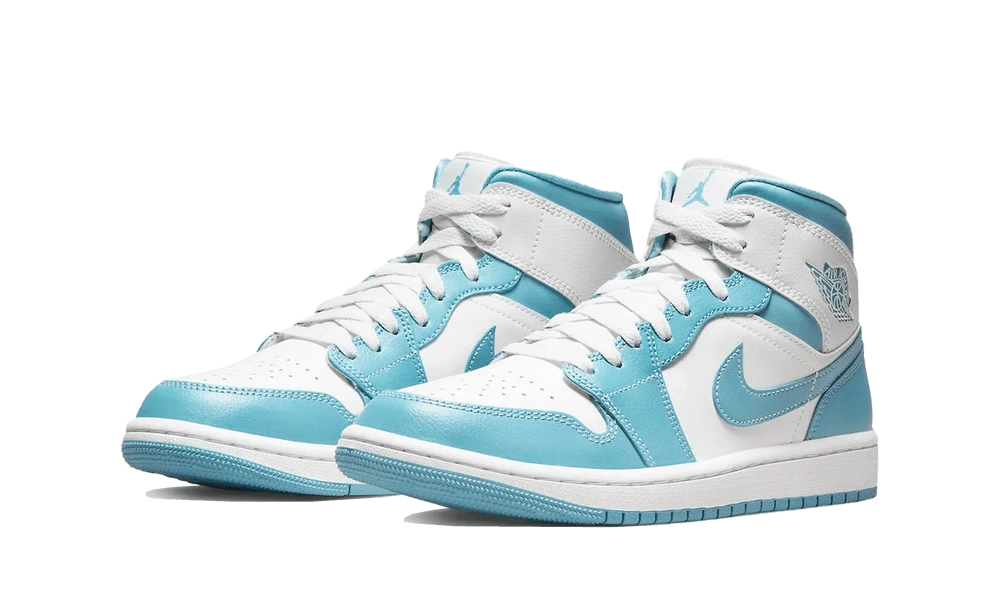 Jordan 1 Mid UNC (2022) (W) - Image 1