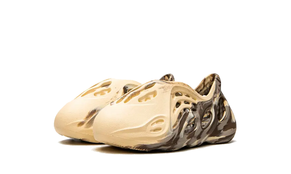 Yeezy Foam RNNR MX Cream Clay (Kids) - Image 1