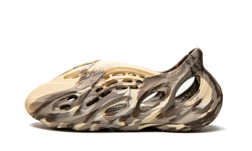 Yeezy Foam RNNR MX Cream Clay