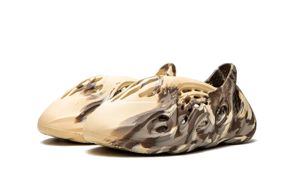 Yeezy Foam RNNR MX Cream Clay - Image 1