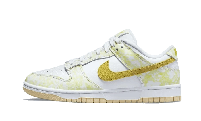 Nike Dunk Low Yellow Strike (W)