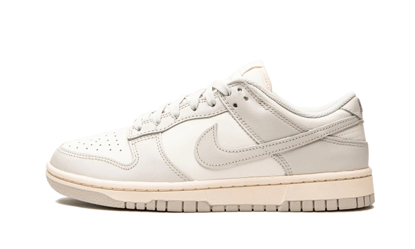 Nike Dunk Low Sail Light Bone (W)