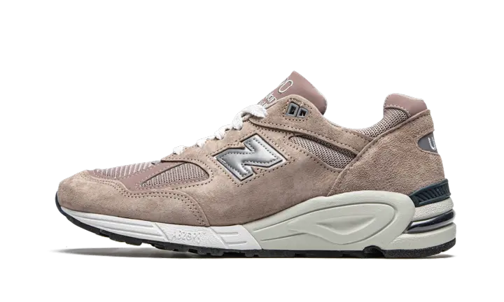 New Balance 990v2 Kithstrike Rose