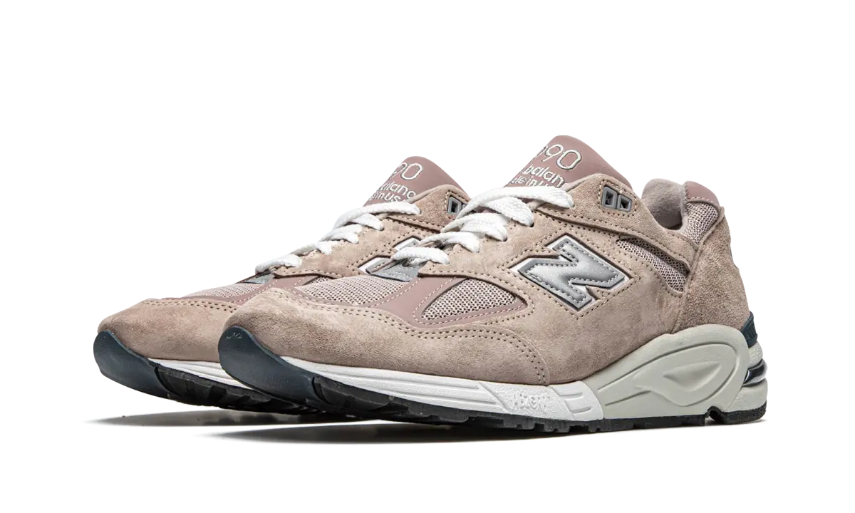 New Balance 990v2 Kithstrike Rose - Image 1