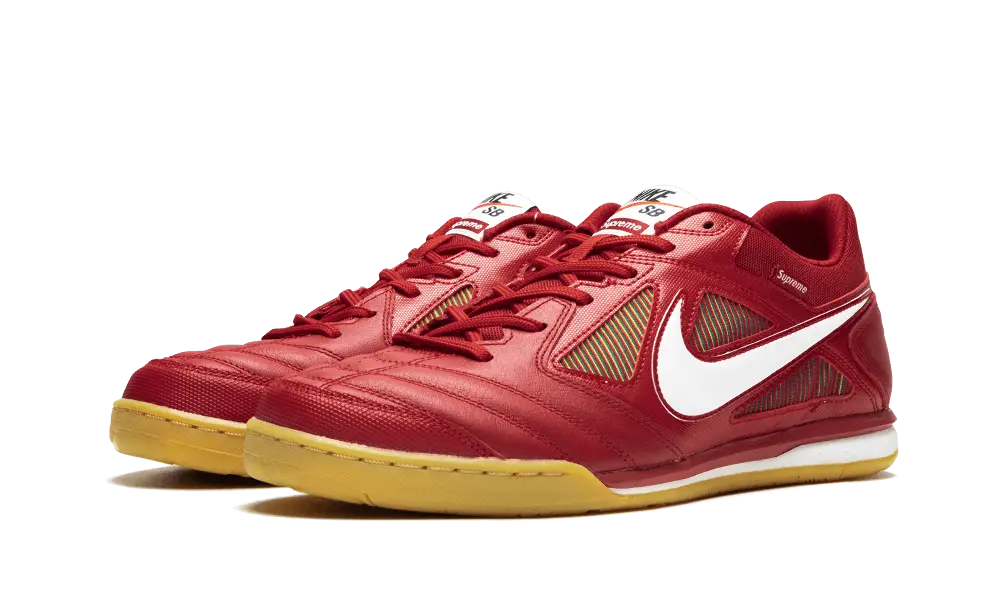 Nike SB Gato Supreme Red - Image 1