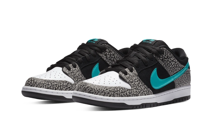 Nike SB Dunk Low atmos Elephant - Image 1