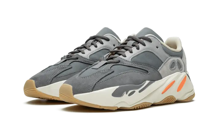 Yeezy Boost 700 Magnet - Image 1