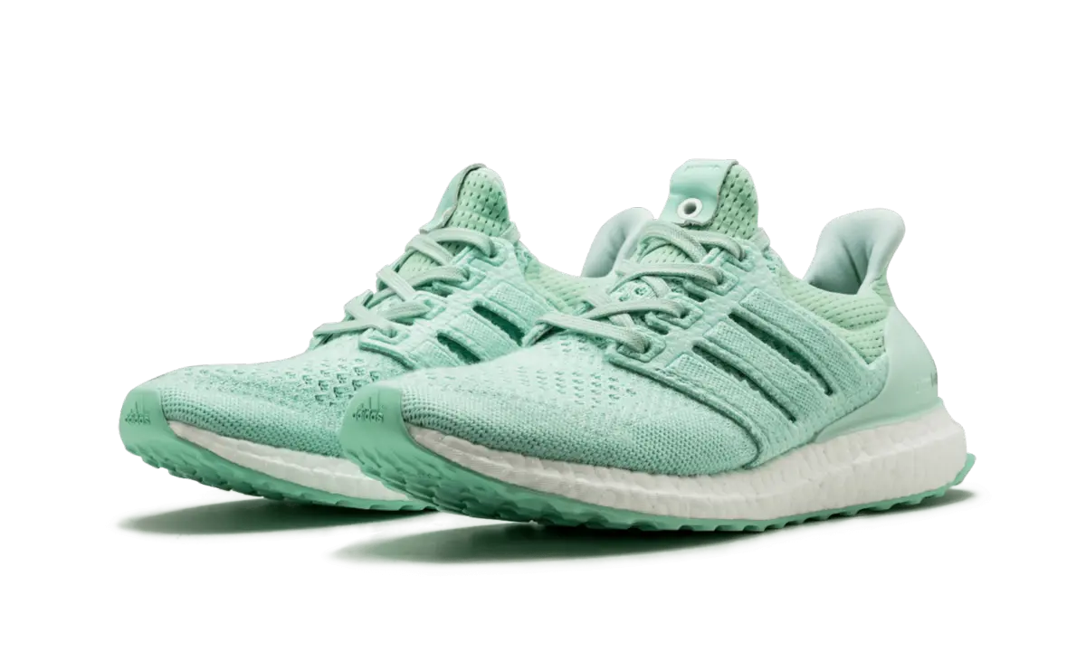 Ultra Boost 1.0 Naked Waves Pack - Image 1