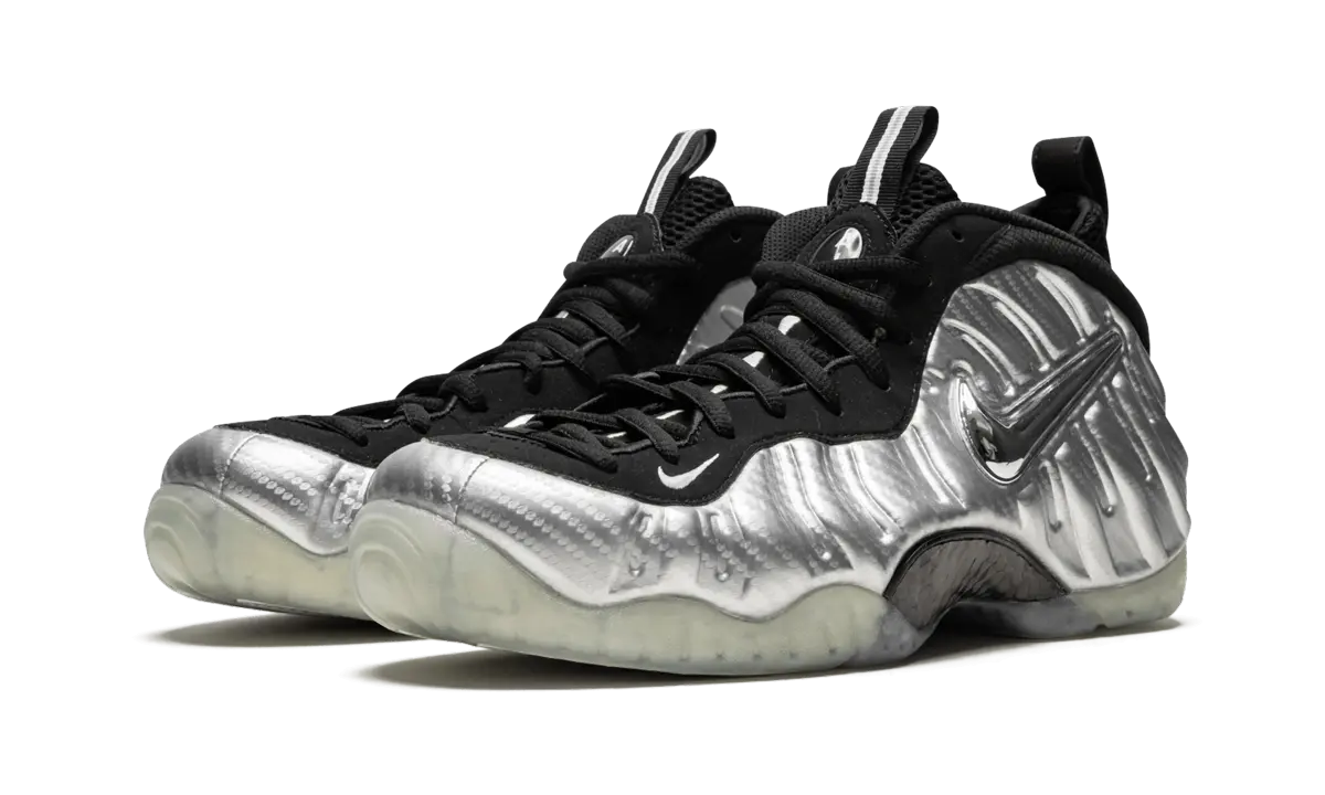 Nike Air Foamposite Pro Silver Surfer - Image 1