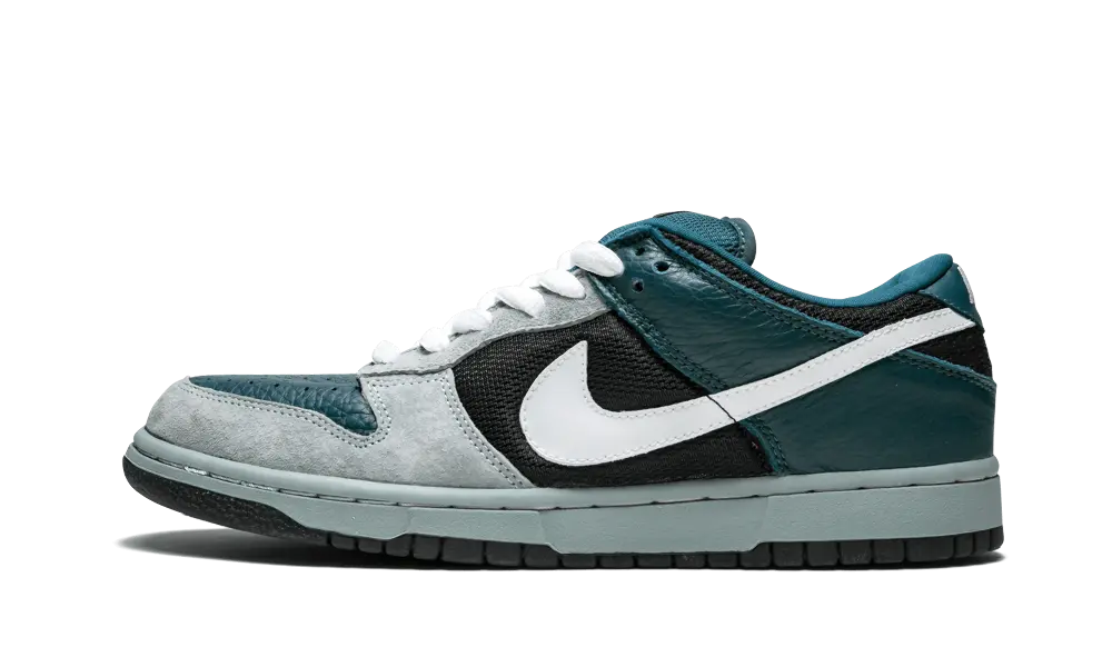 Nike Dunk Low Pro SB Futura