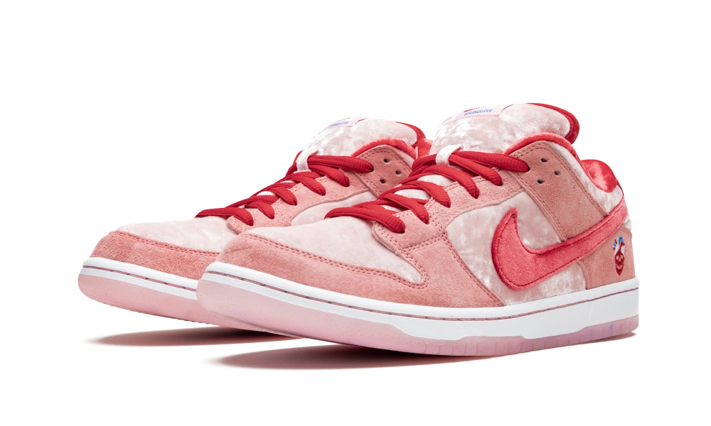 Nike SB Dunk Low StrangeLove Skateboards (Special Box) - Image 1