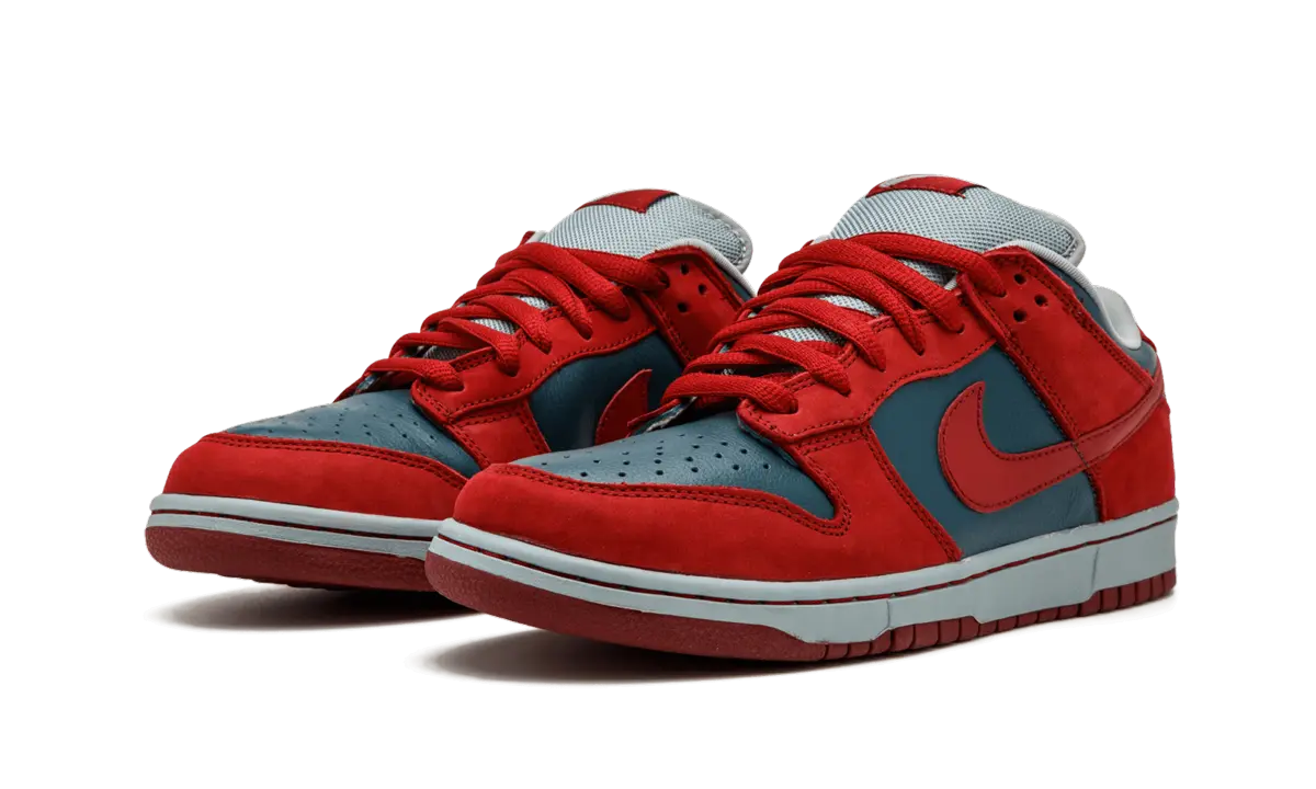Nike SB Dunk Low Shark - Image 1