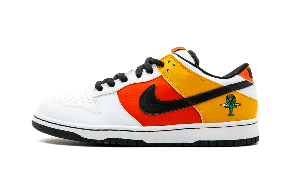 Nike SB Dunk Low Raygun Home