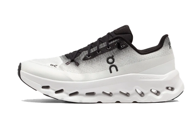 On Running Cloudtilt Black Ivory