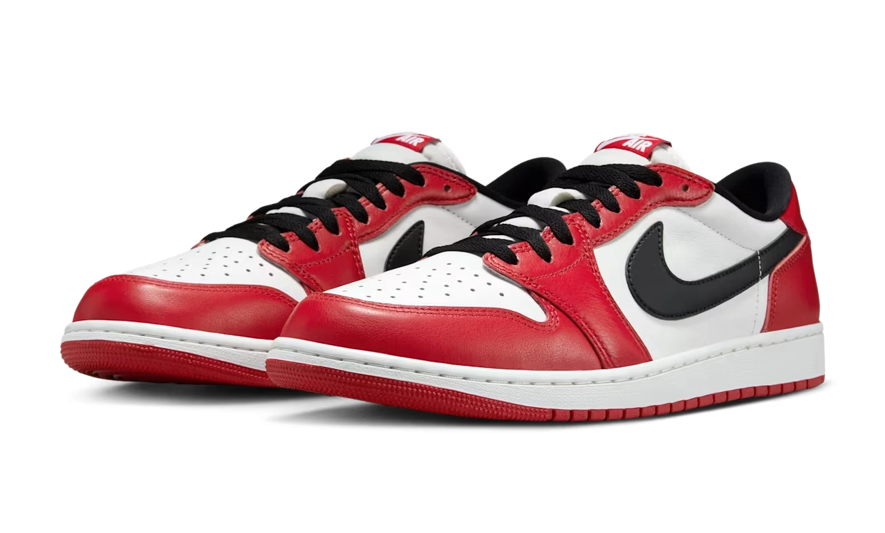 Jordan 1 Retro Low OG Chicago (2025) - Image 2