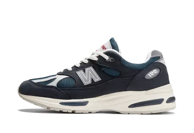 New Balance 991v2 MiUK Vintage Navy