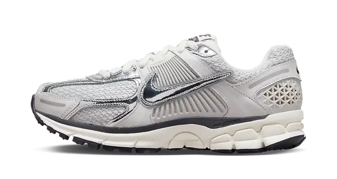 Nike Zoom Vomero 5 Photon Dust Metallic Silver (W)