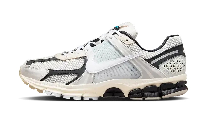 Nike Vomero 5 Supersonic