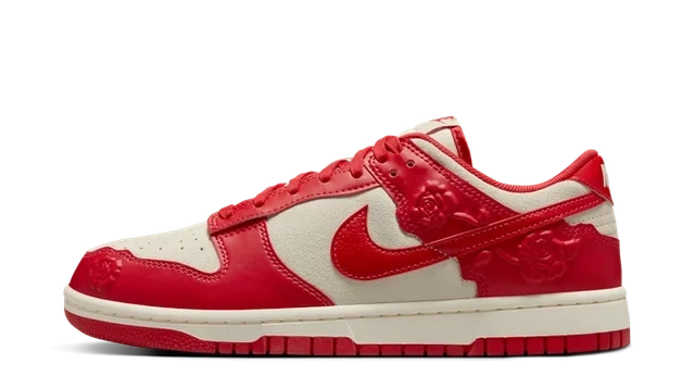 Nike Dunk Low Red Roses (W)