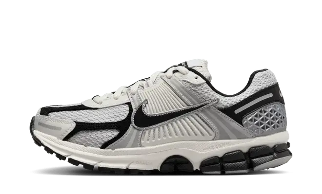 Nike Zoom Vomero 5 Photon Dust Black (W)