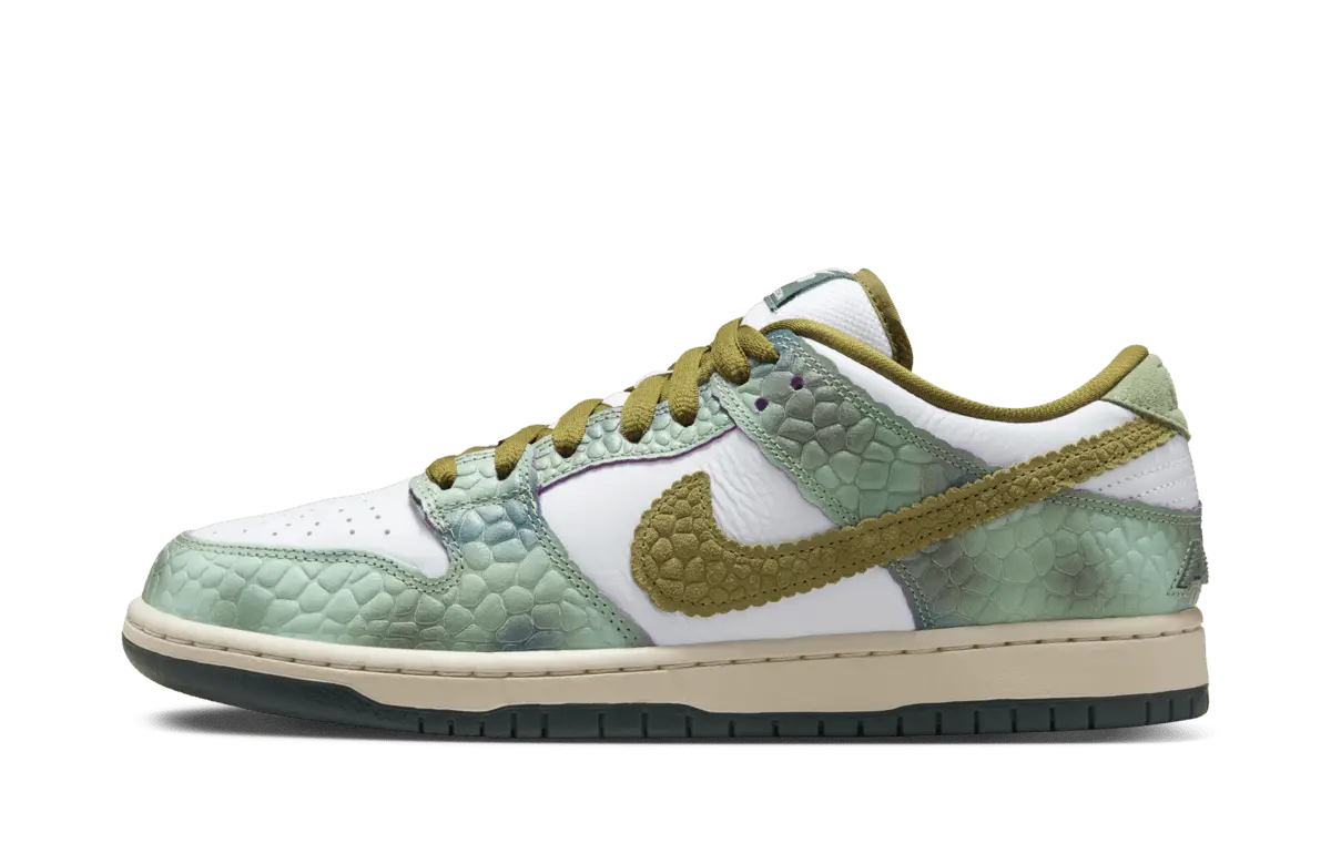 Nike SB Dunk Low Alexis Sablone Chameleon