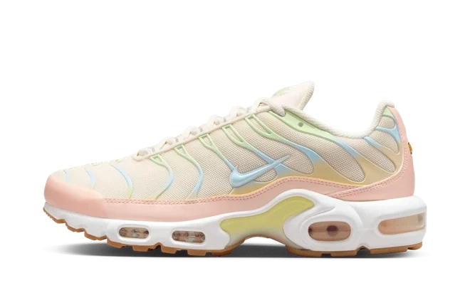 Nike Air Max Plus Crimson Tint (W)