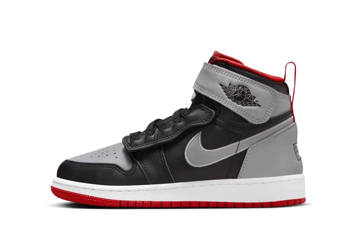 Air Jordan 1 High FlyEase 'Cement Grey' (GS)