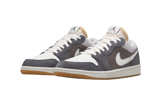 Jordan 1 Low SNKRS Day Korea Magpie (2023) - Image 1