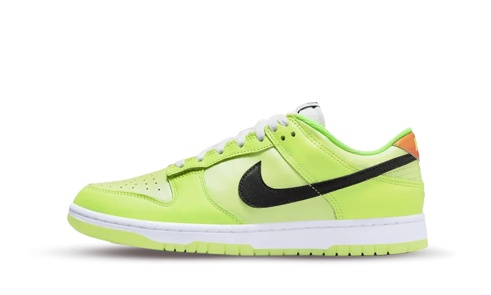 Nike Dunk Low SE Splash product photo