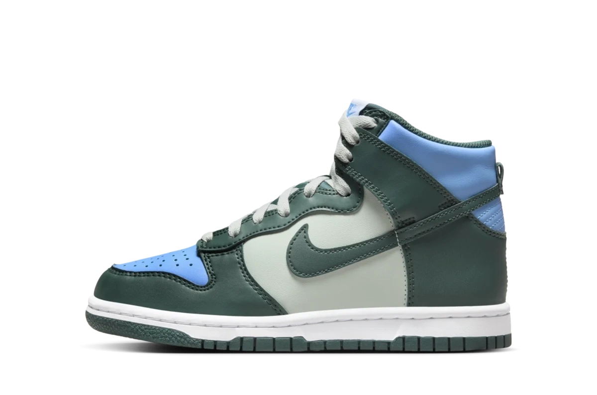 Nike Dunk High 'Deep Jungle' (GS) product photo