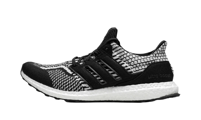 Adidas Ultra Boost 5.0 DNA Oreo productfoto