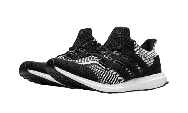 Adidas Ultra Boost 5.0 DNA Oreo - Image 1