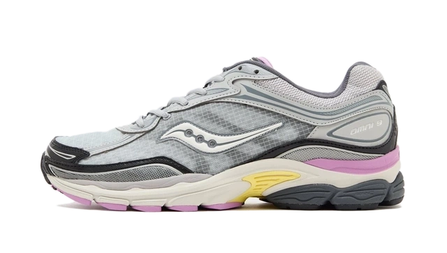 Saucony ProGrid Omni 9 Harbor Black product photo