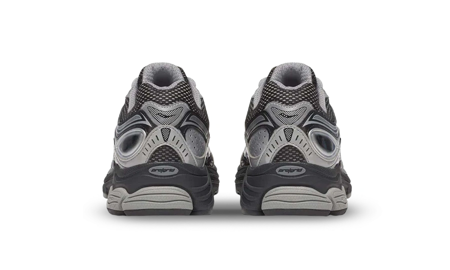 Saucony ProGrid Omni 9 Black Silver Grey - Image 1