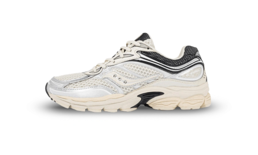 Saucony ProGrid Omni 9 Eggshell Quartz product photo