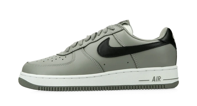 Foto del prodotto Nike Air Force 1 Low '01 Light Army Black
