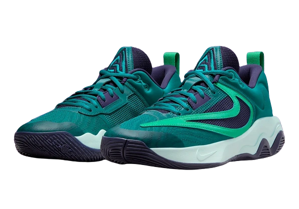 Nike Giannis Immortality 3 - Image 1