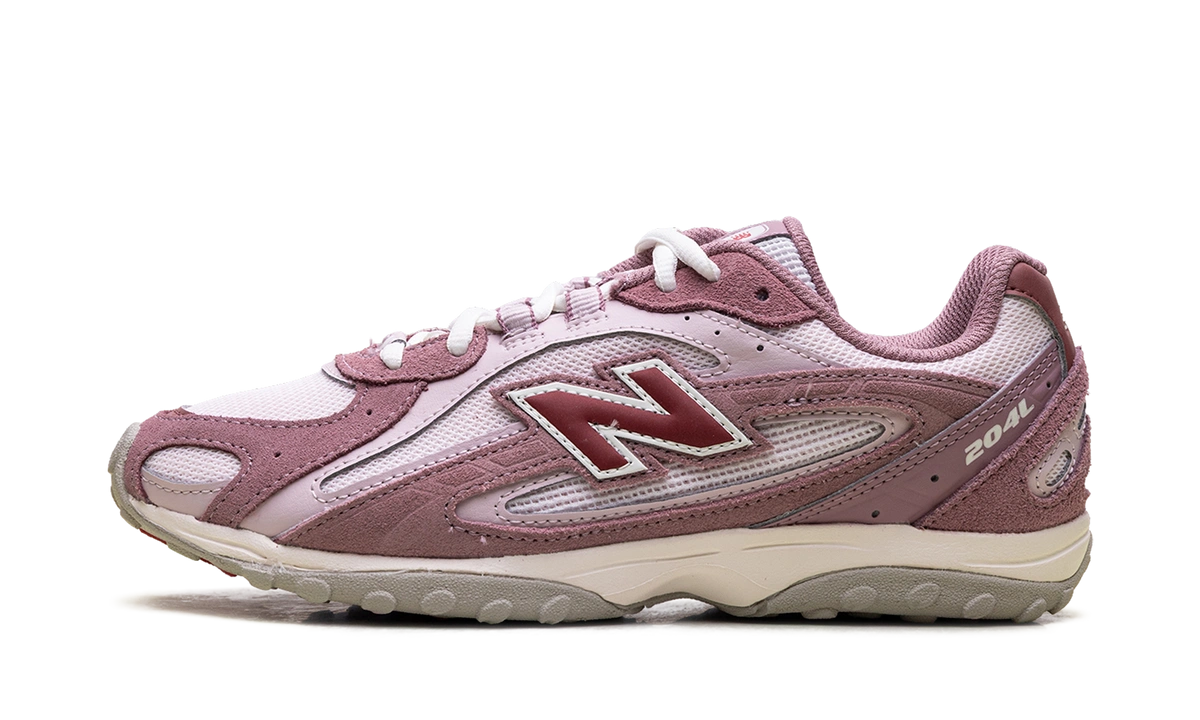 New Balance 204L Rosewood product photo