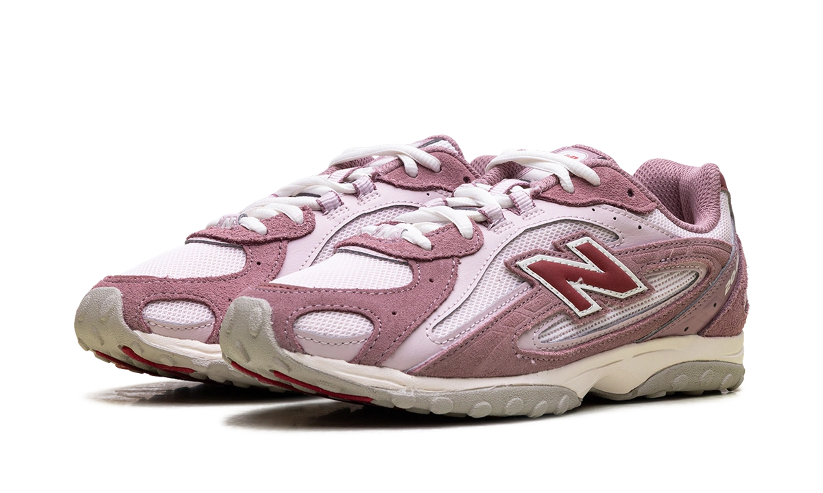 New Balance 204L Rosewood - Image 1